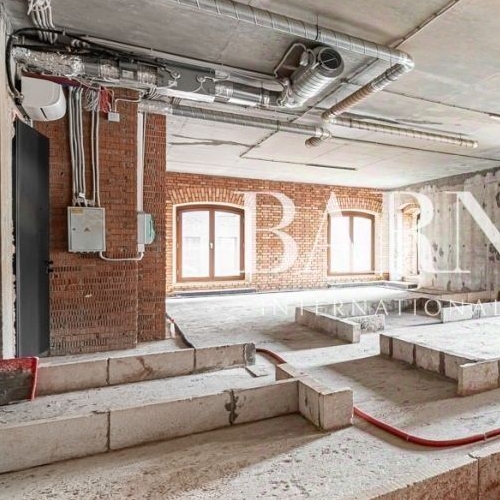 3-комн квартира Тессинский переулок, 1