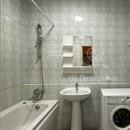 2-комн квартира Сходня мкр, улица 7-й Гвардейской Дивизии, 4к1