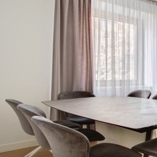 3-комн квартира улица Машкова, 13С1