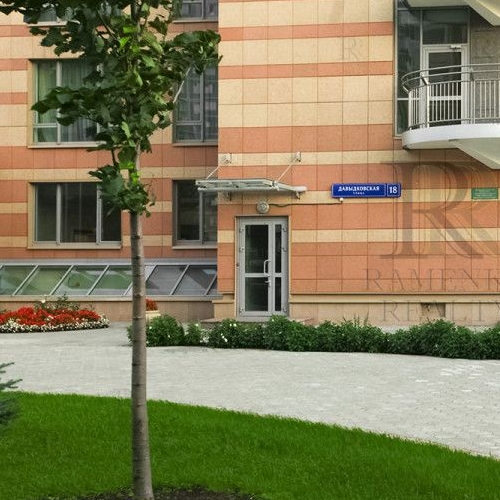 4-комн квартира Давыдковская улица, 18