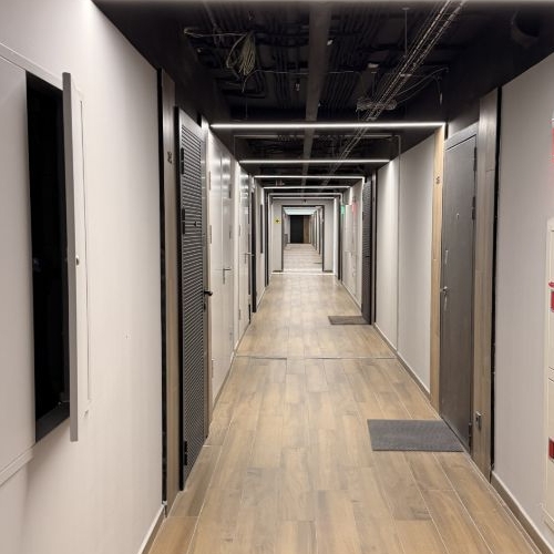 Студия 1-я Магистральная улица, 25