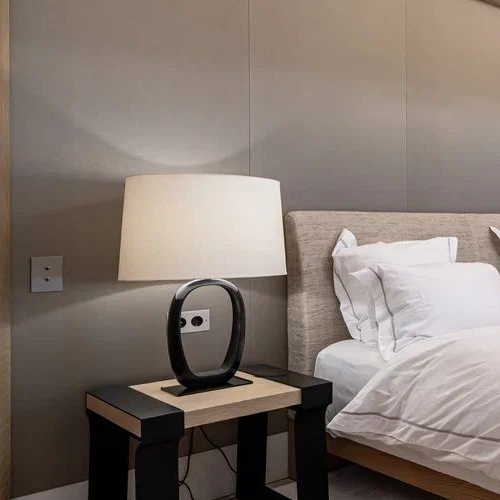 3-комн квартира улица Бурденко, 3