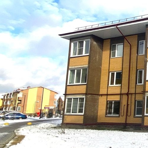 2-комн квартира улица Генерала Донскова, 21к1