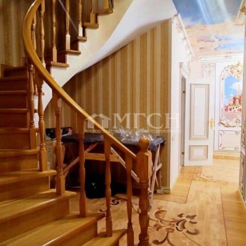 5-комн квартира Реутов, улица Октября, 38