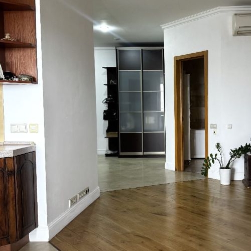 4-комн квартира улица Маршала Бирюзова, 31