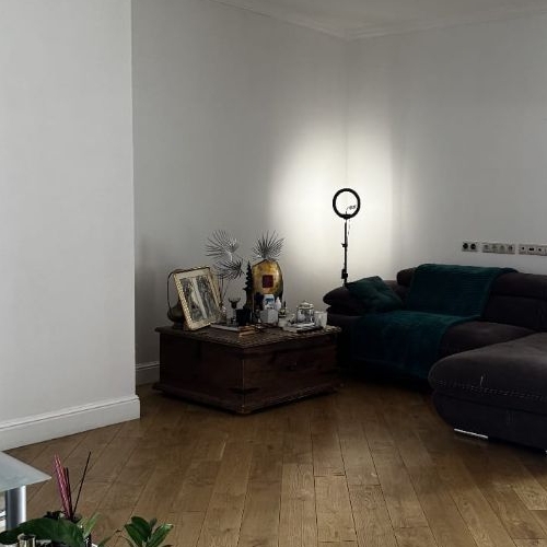 4-комн квартира улица Маршала Бирюзова, 31