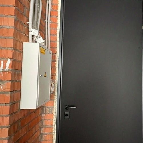 2-комн квартира Тессинский переулок, 1