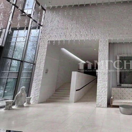 3-комн квартира улица Советской Армии, 6