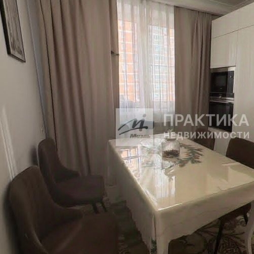 2-комн квартира Октябрьский пгт, улица Школьная, 1к2