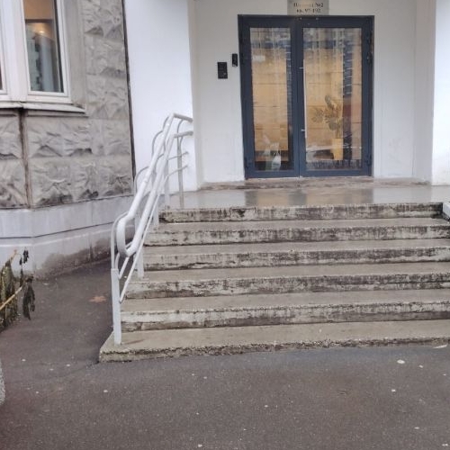 2-комн квартира Красногорск, бульвар Красногорский,  д. 36