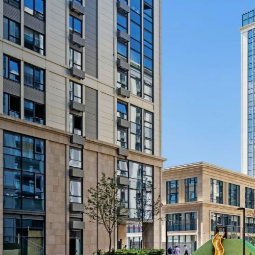 4-комн квартира улица Василисы Кожиной, 13