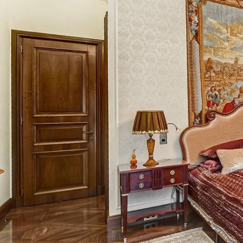 4-комн квартира Гранатный переулок, 6