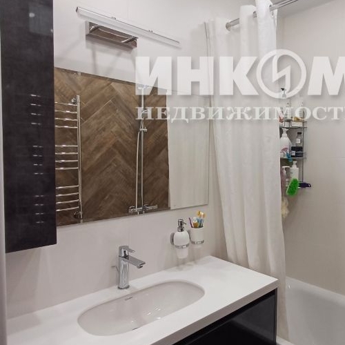 3-комн квартира Муравская улица, 42к2