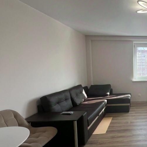 2-комн квартира Имени В.Н. Махалина мкр, 40