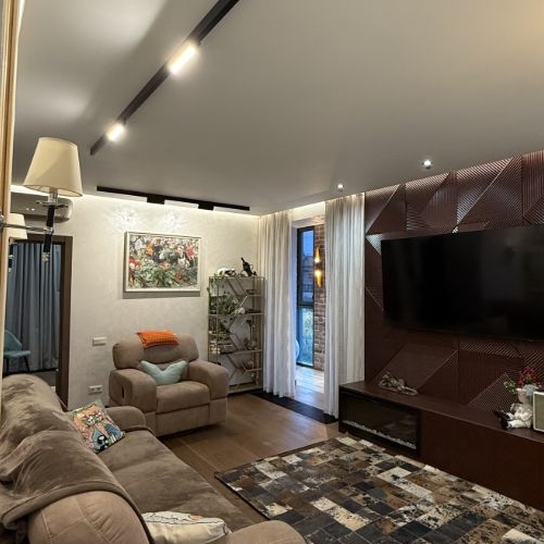 3-комн квартира улица Василисы Кожиной, 13