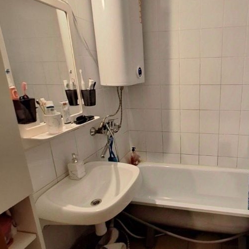 2-комн квартира улица Летчика Грицевца, 10