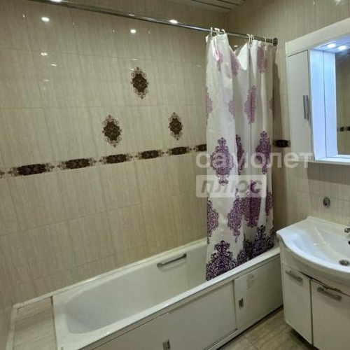 1-комн квартира Октябрьский пгт, улица Школьная, 1к2