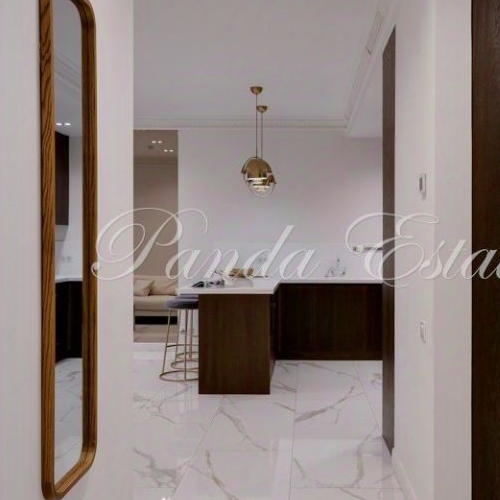 5-комн квартира улица Василисы Кожиной, 13