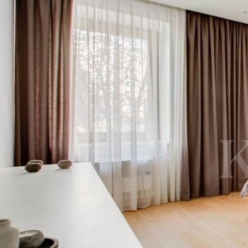 3-комн квартира улица Машкова, 13С1