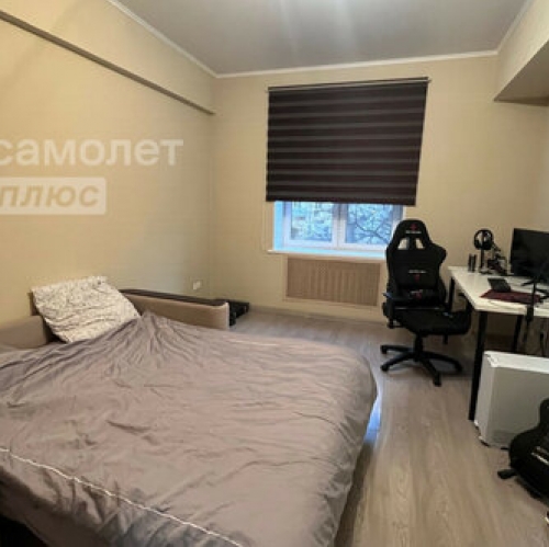 4-комн квартира улица Трофимова,  д. 1/17