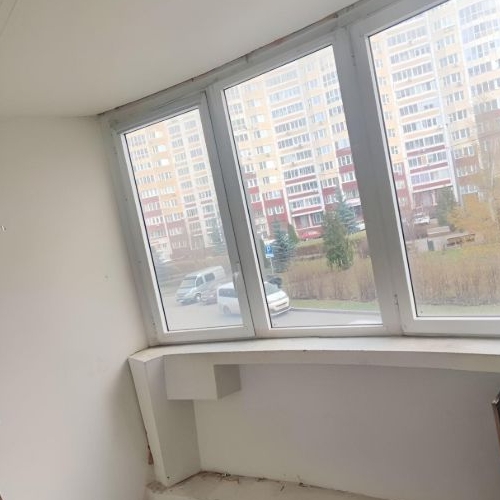 4-комн квартира улица Летчика Грицевца, 16