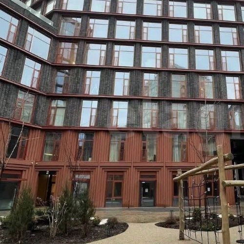 3-комн квартира улица Казакова, 7