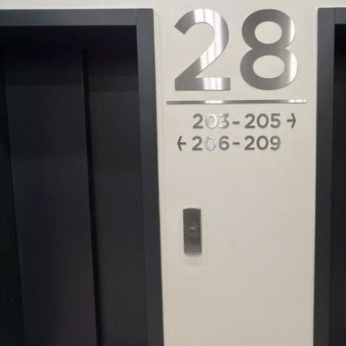 4-комн квартира улица Петра Алексеева, 14