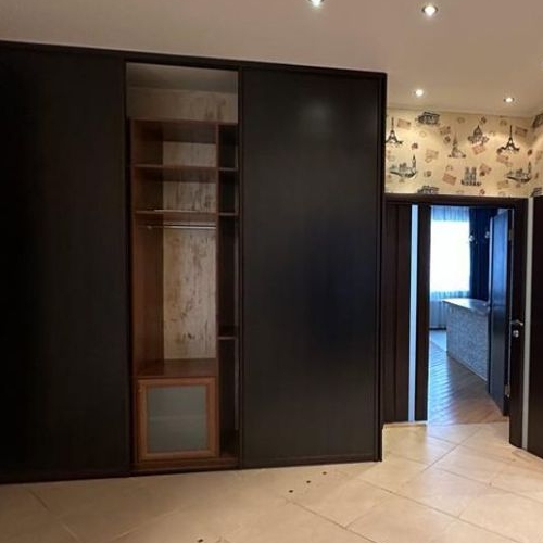 4-комн квартира Международный кв-л, Клязьма-Старбеево мкр, улица Береговая, 2