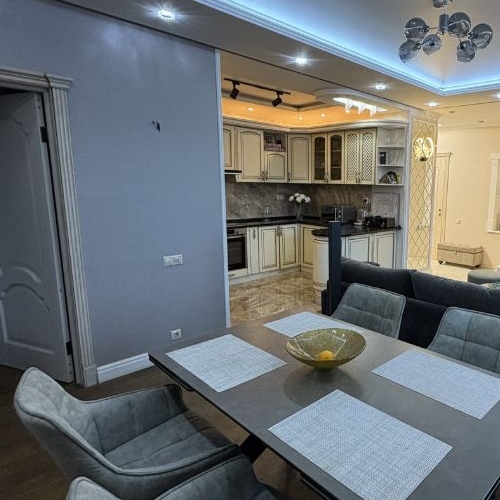 4-комн квартира Красногорск, бульвар Павшинский, 15