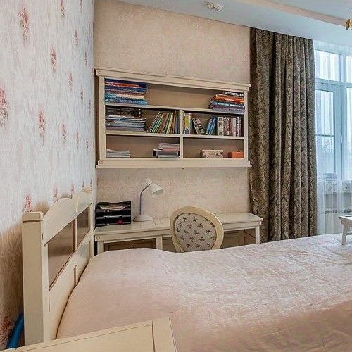 3-комн квартира улица Юннатов, 16