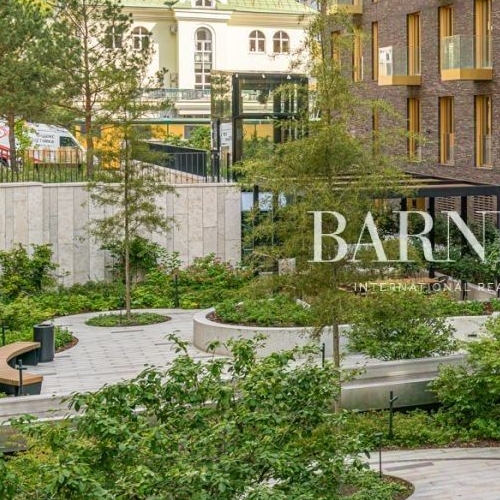 4-комн квартира Тессинский переулок, 1