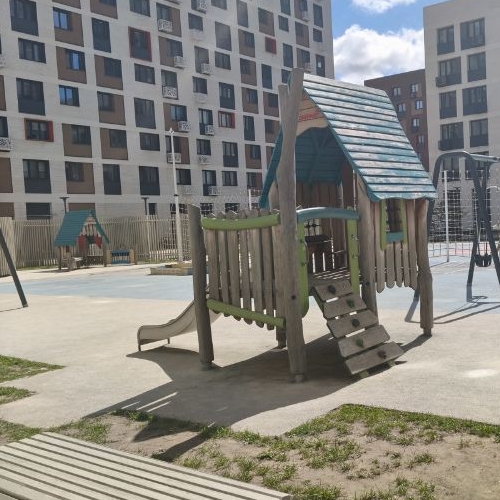 2-комн квартира улица Коминтерна, 15