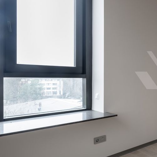 3-комн квартира улица Маршала Тимошенко, 8