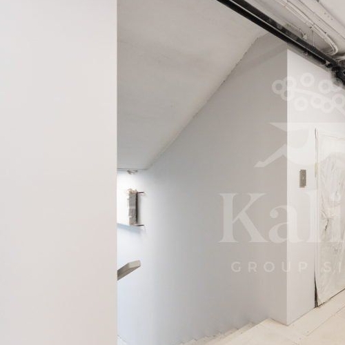 5-комн квартира Хлебный переулок, 24