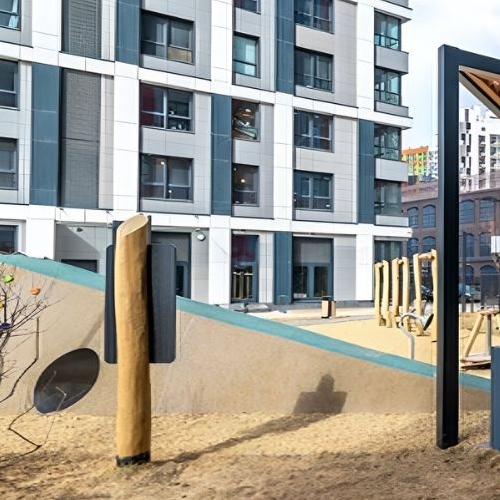 3-комн квартира улица Петра Алексеева,  д. 14