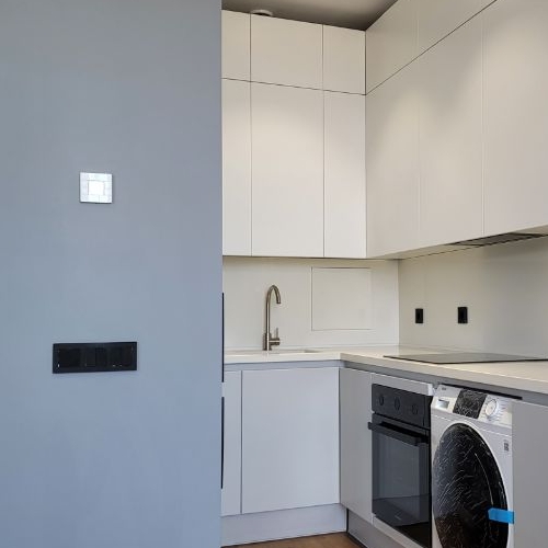 Студия площадь Курского Вокзала, 1