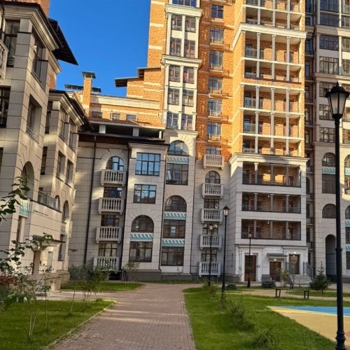 2-комн квартира Город-событие мкр, с. Лайково, 68