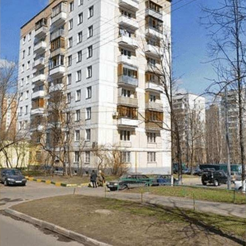 2-комн квартира 13-я Парковая улица,  д. 32