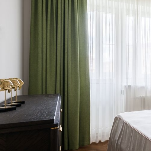 3-комн квартира улица Генерала Донскова, 23к3