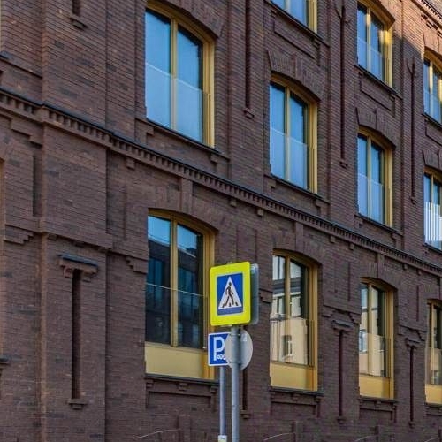 3-комн квартира Тессинский переулок, 1