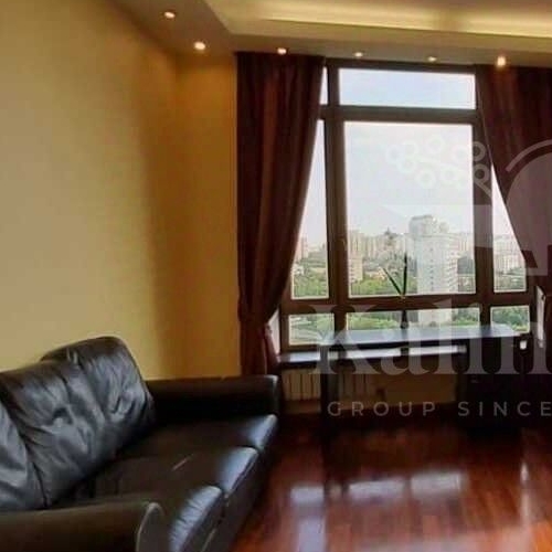 4-комн квартира Минская улица, 1ГК1