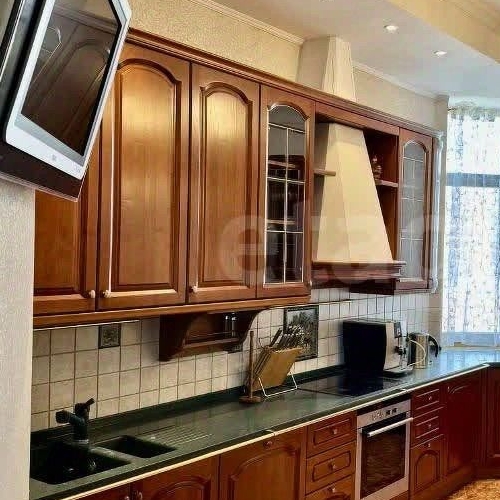 6-комн квартира улица Расплетина, 14