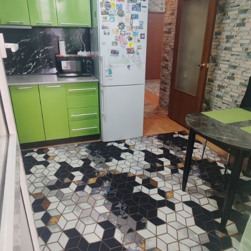 4-комн квартира улица Летчика Грицевца, 16