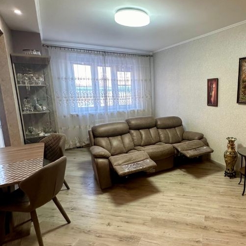 2-комн квартира с. Ромашково, улица Никольская, 8к1