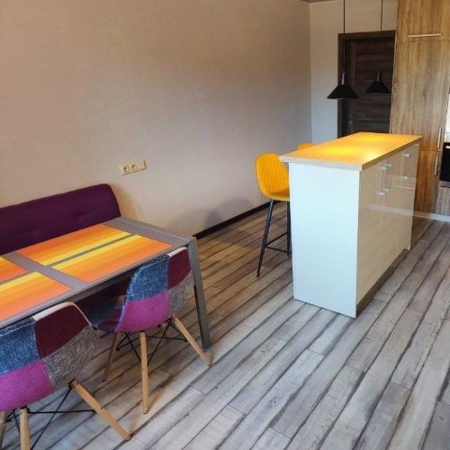 3-комн квартира Пироговский мкр, улица Сазонова, 5