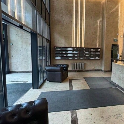 4-комн квартира улица Эльдара Рязанова, 2