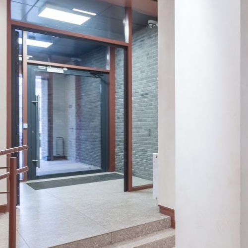 2-комн квартира улица Казакова, 7