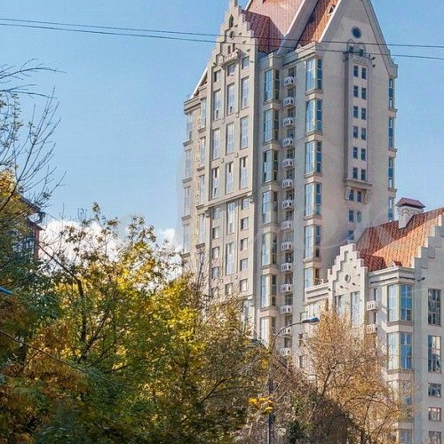 4-комн квартира улица Маршала Соколовского, 5