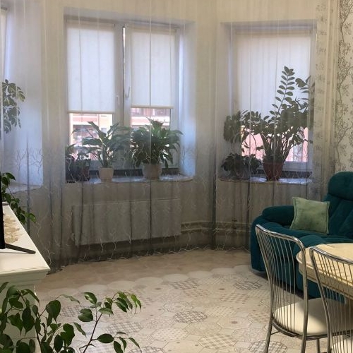 3-комн квартира Международный кв-л, Клязьма-Старбеево мкр, улица Береговая, 1А