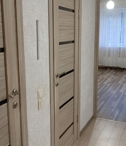 2-комн квартира Свердловский пгт, улица Михаила Марченко, 12